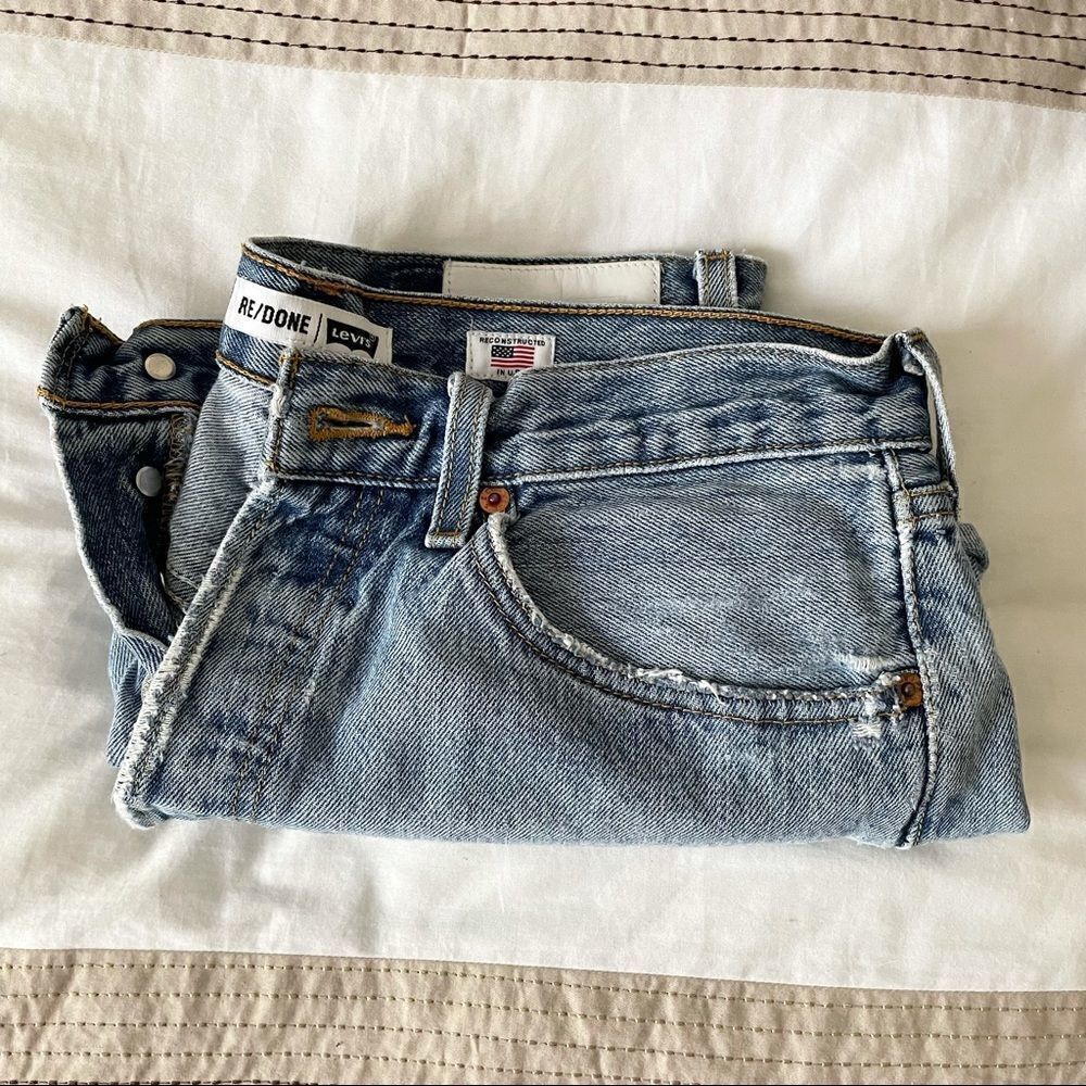 LEVI’S RE/DONE The Short Shorts Cut Off Pockets Show Jean Shorts - Picture 12 of 13